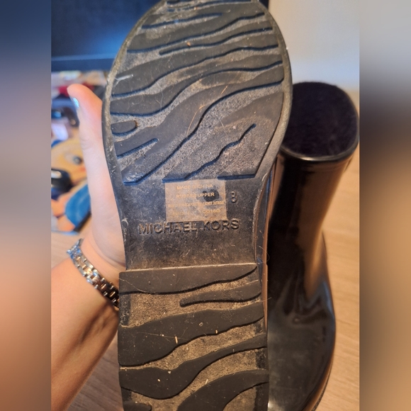 Micheal kors rain boots - Picture 3 of 4